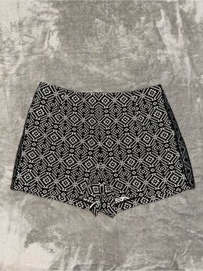ECOTE Black and white high-waisted shorts - 6